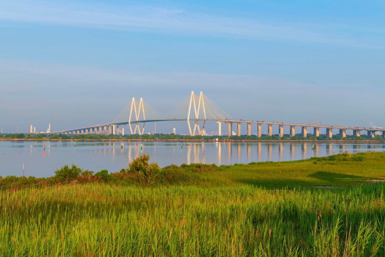 Hyatt Regency Baytown-Houston 호텔 외부 사진