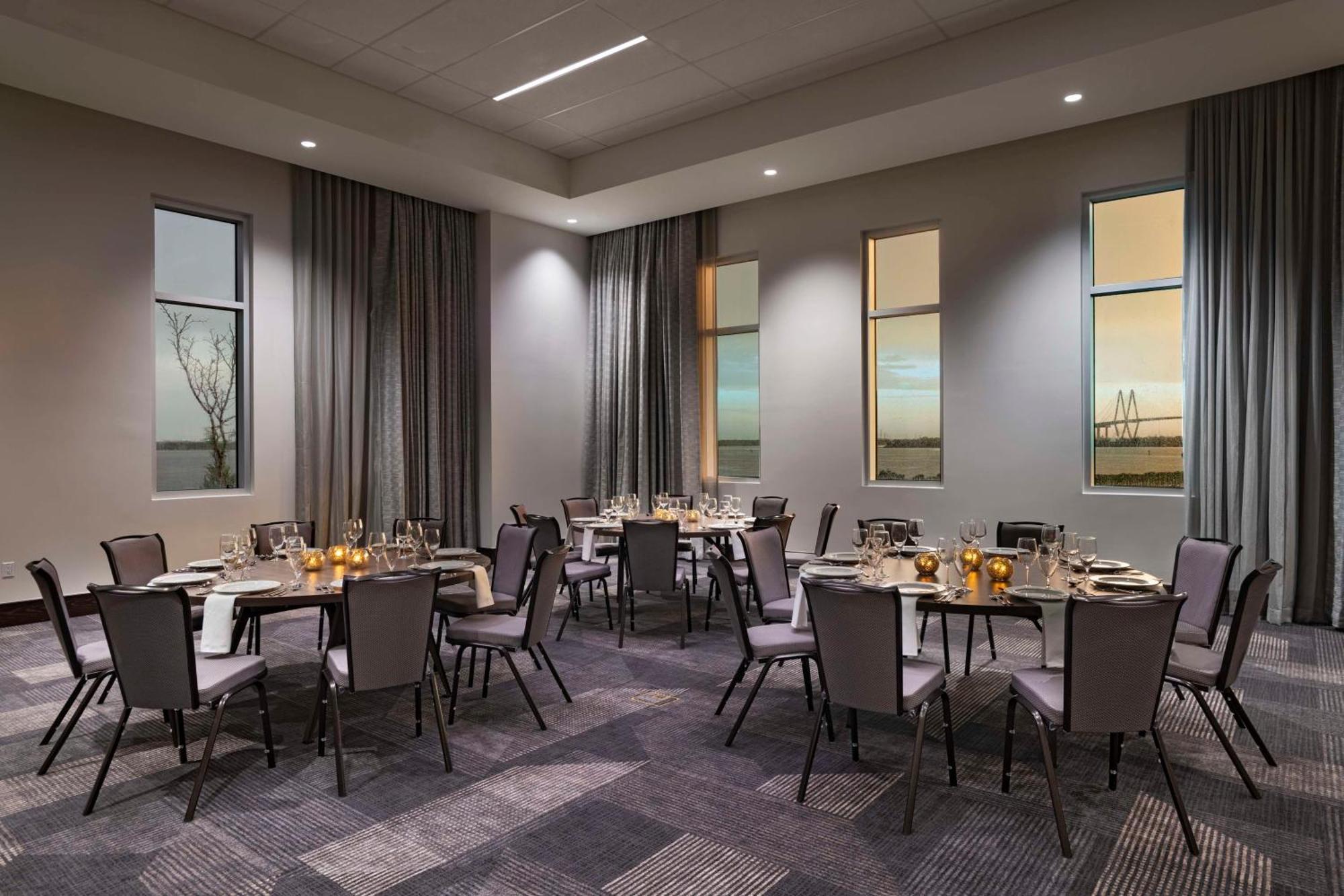 Hyatt Regency Baytown-Houston 호텔 외부 사진